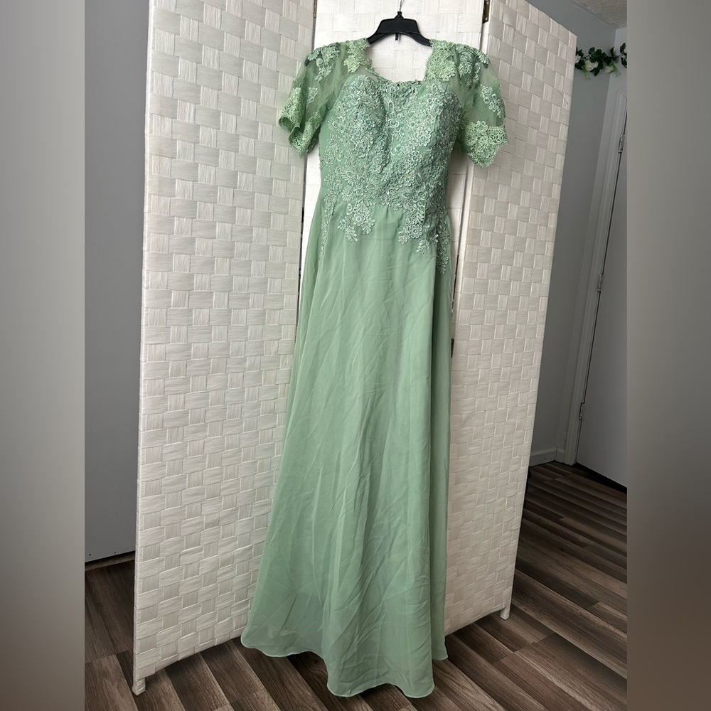 Light Green Long Formal Dress | Prom Dress | Bridesmaid Dress | Holiday Dress